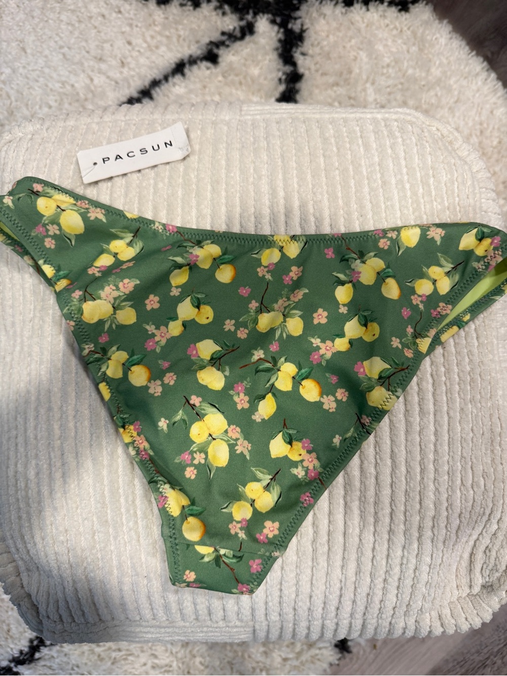 NWT PacSun Lemon Floral Bikini Bottom Size Large Green High Cut Swim Bottom Trop - Picture 5 of 5
